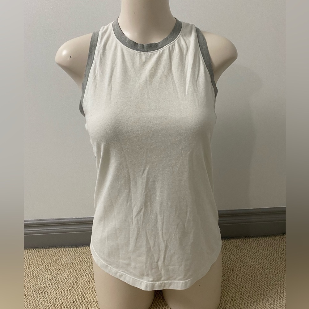 2/$20❤️- SHIRT | Women’s New Balance athletic shirt size small